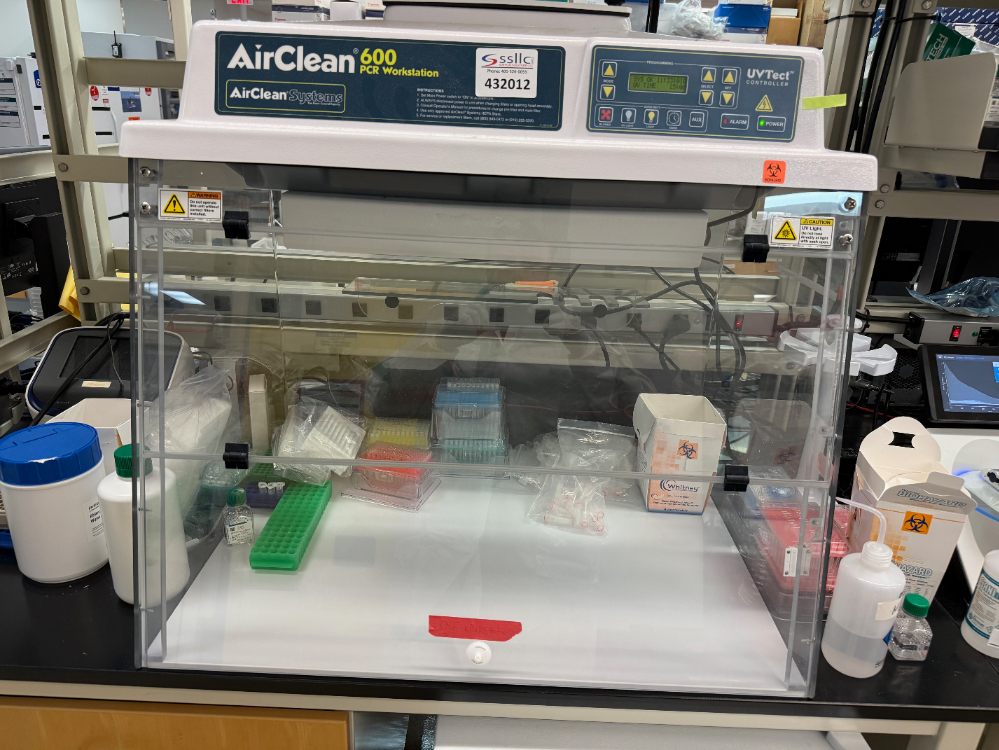 Image of AirClean 600 PCR Workstation